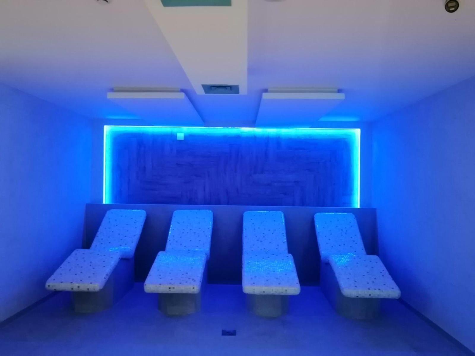 Spa Koncept-Apartmani เวลิโก กราดิชเต ภายนอก รูปภาพ