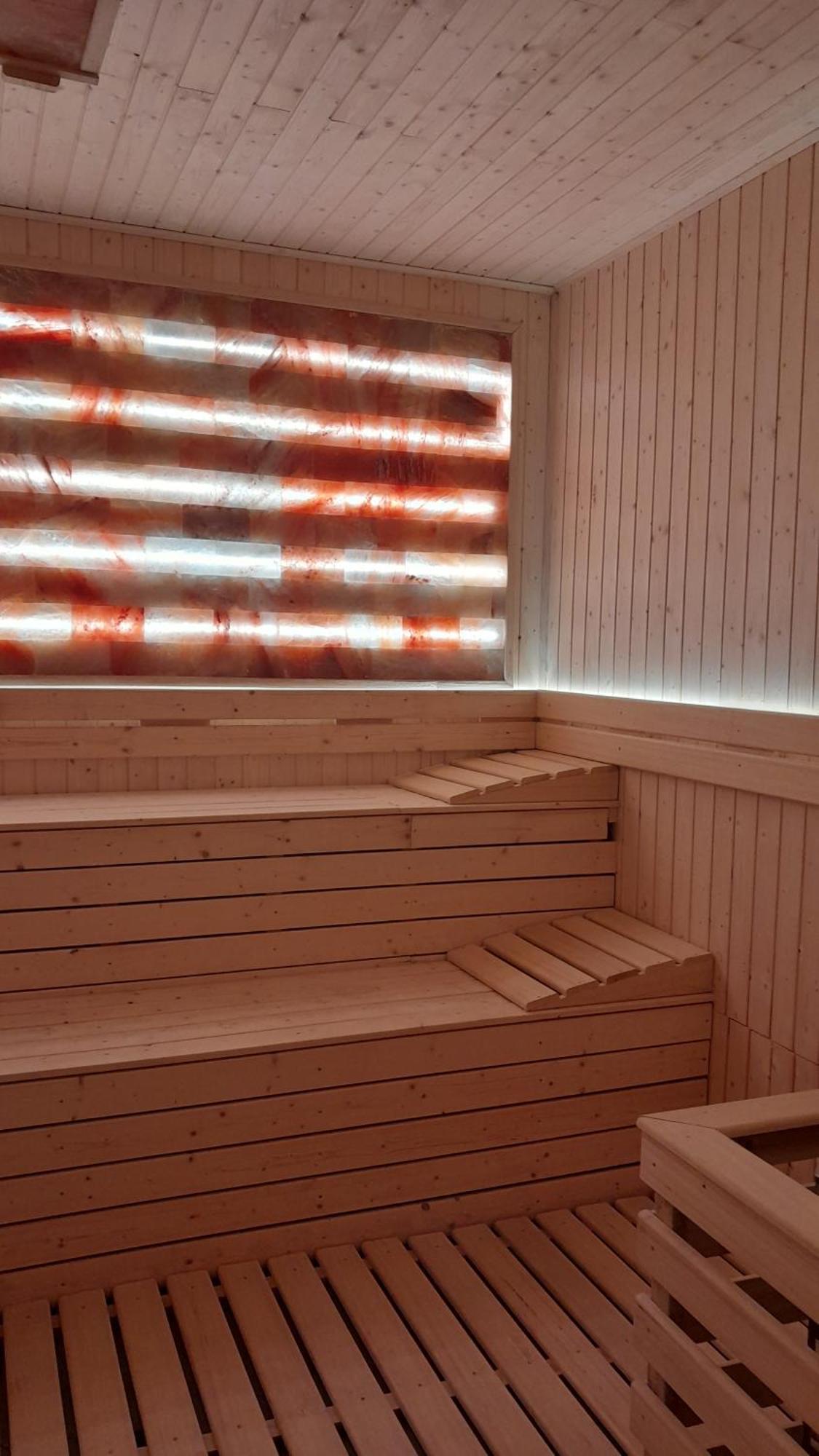 Spa Koncept-Apartmani เวลิโก กราดิชเต ภายนอก รูปภาพ