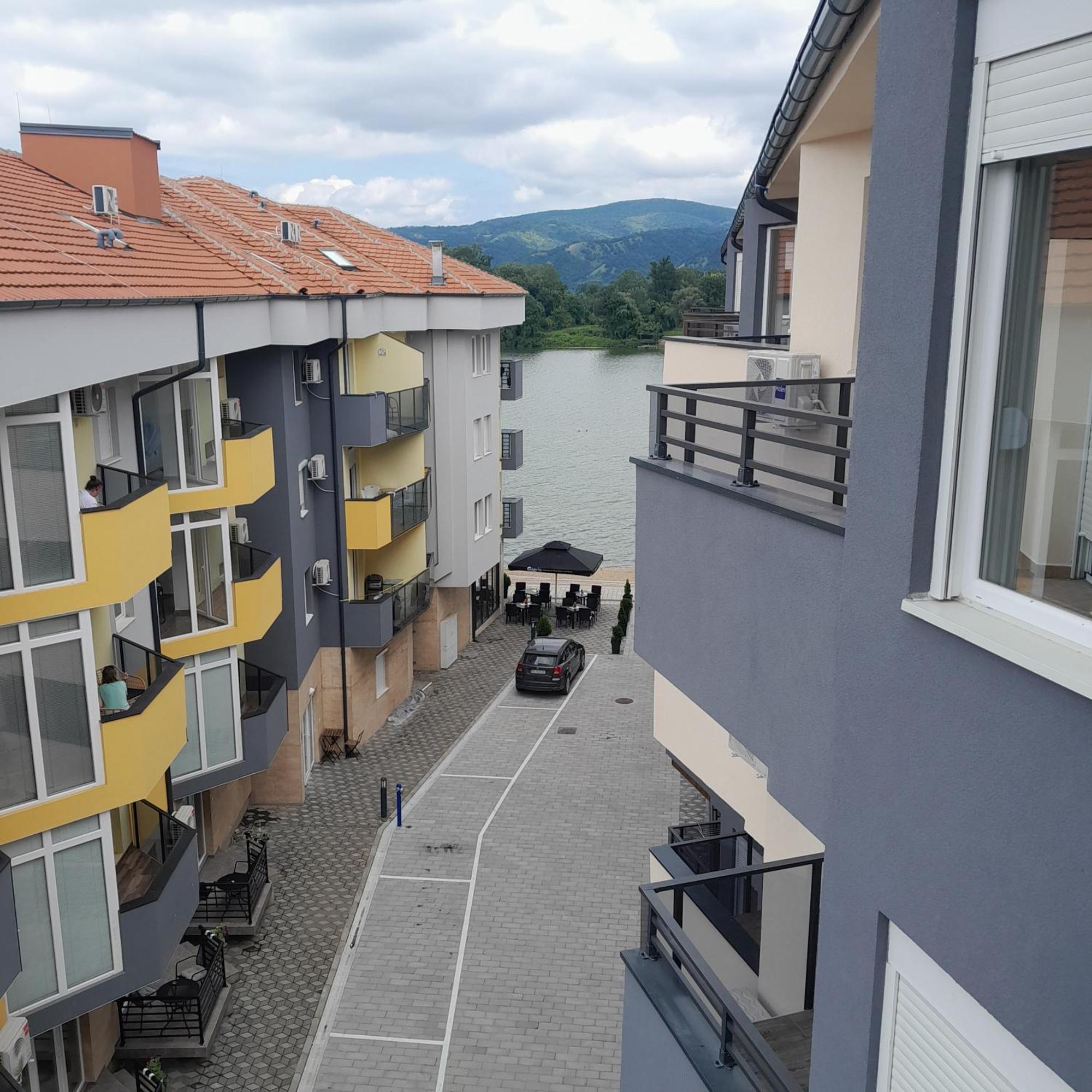 Spa Koncept-Apartmani เวลิโก กราดิชเต ภายนอก รูปภาพ