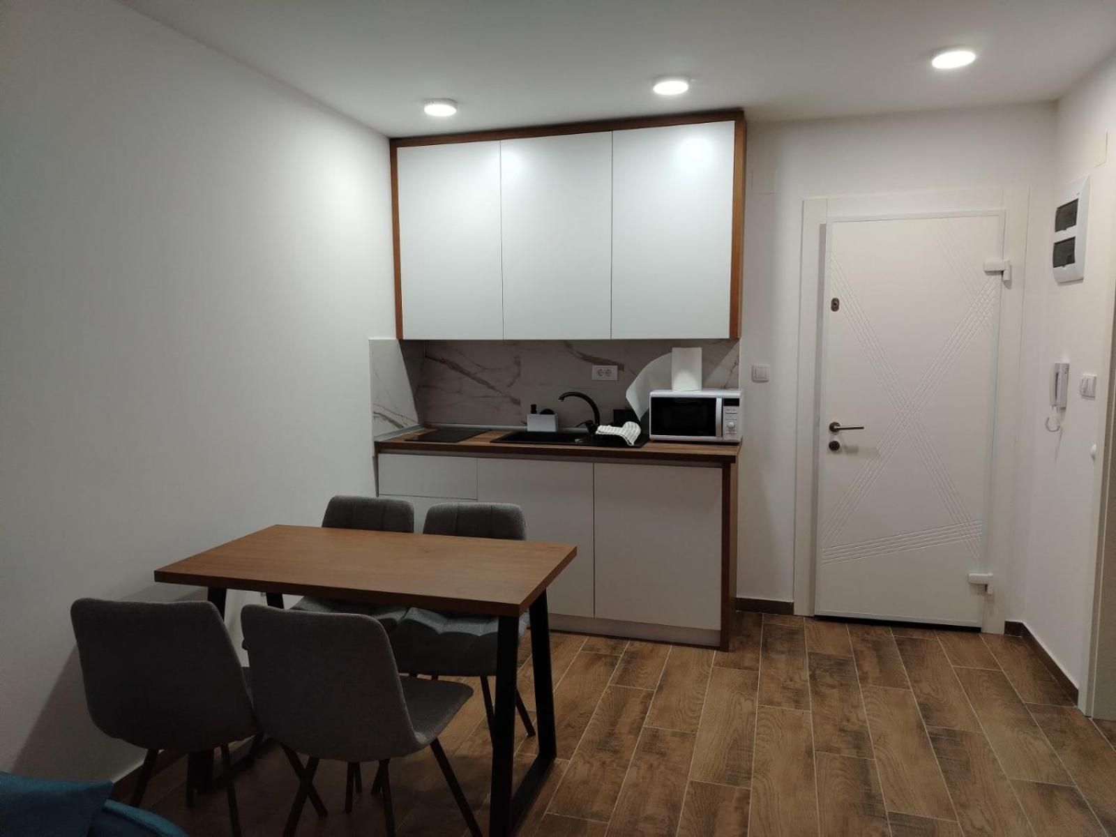 Spa Koncept-Apartmani เวลิโก กราดิชเต ภายนอก รูปภาพ