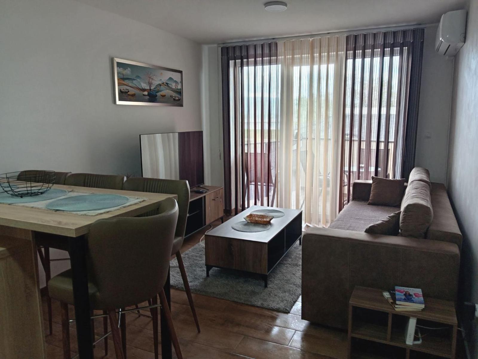 Spa Koncept-Apartmani เวลิโก กราดิชเต ภายนอก รูปภาพ